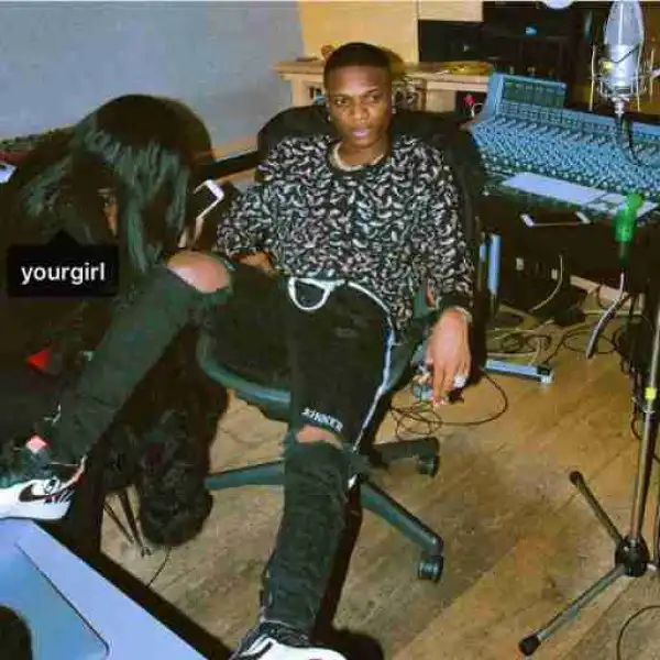 Wizkid Chills With Another Man’s Girlfriend? (Photo)